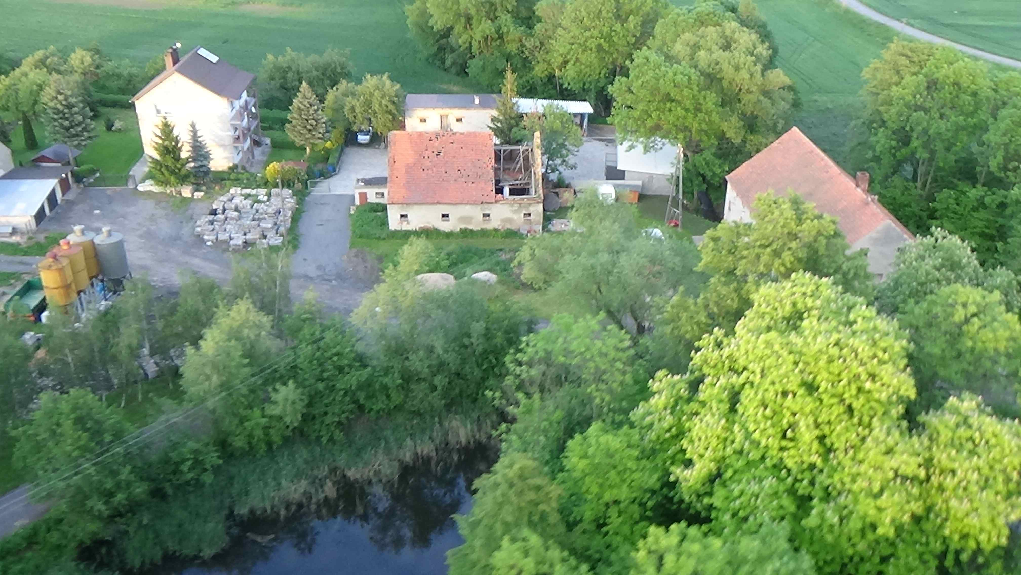 Koiszków z lotu ptaka. Zobacz jak wygląda wioska        	