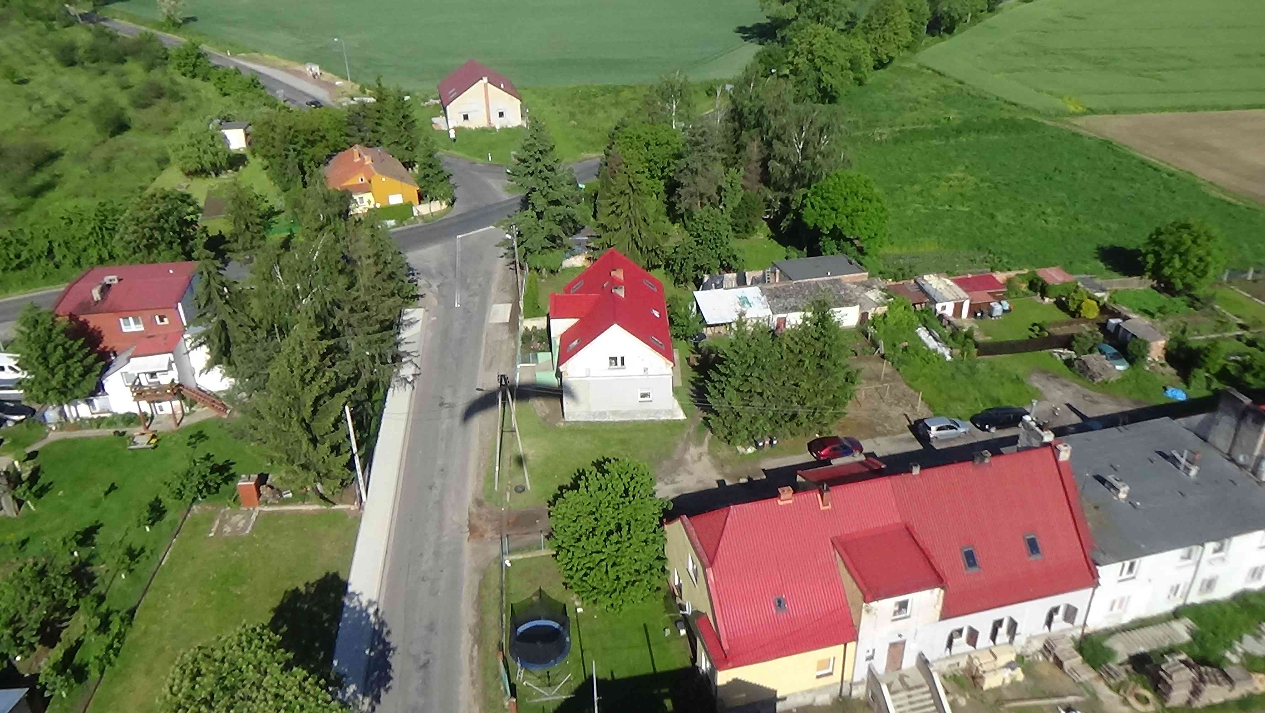 Księginice z lotu ptaka. Zobacz jak wygląda wioska
