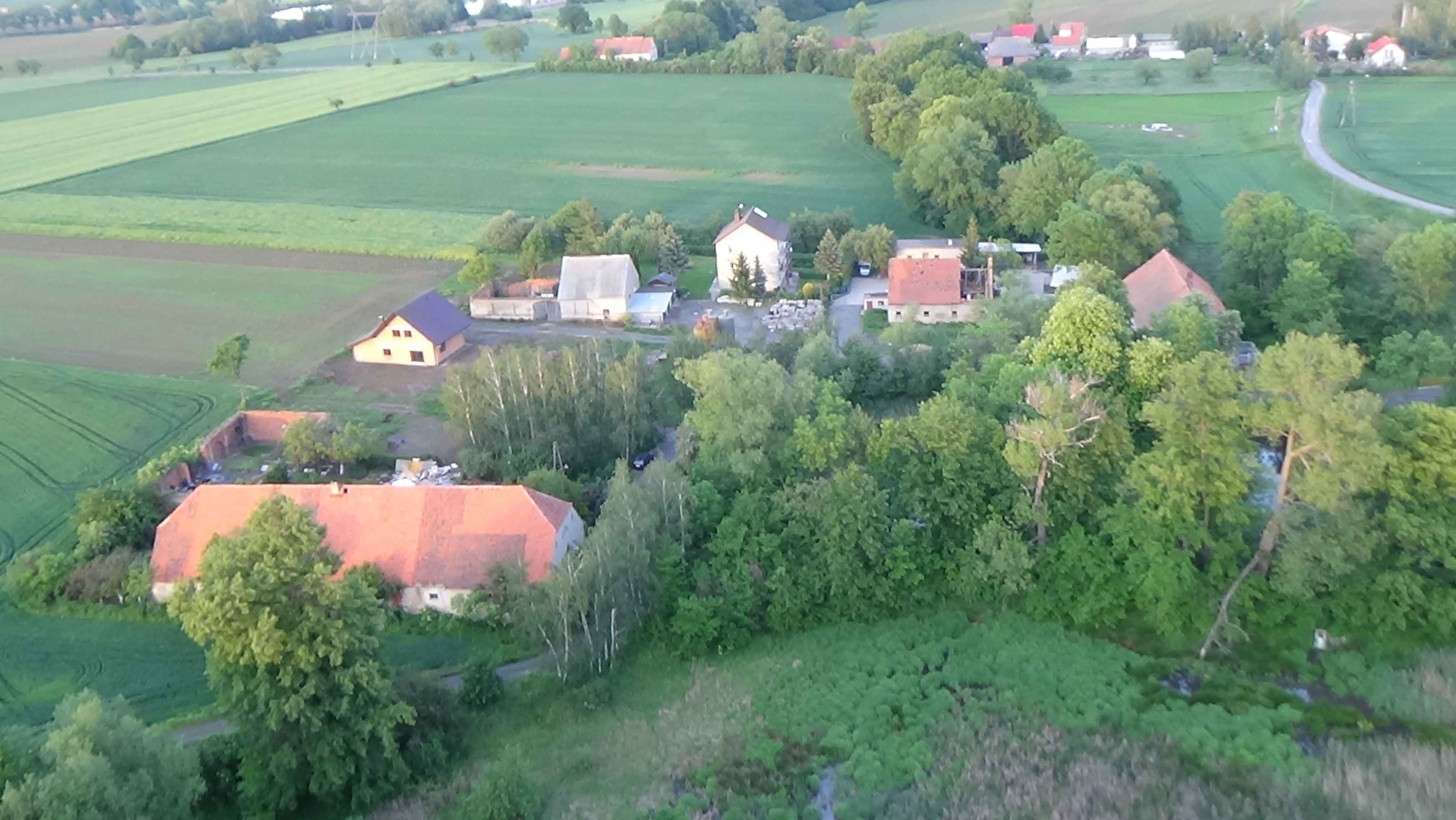 Koiszków z lotu ptaka. Zobacz jak wygląda wioska        	