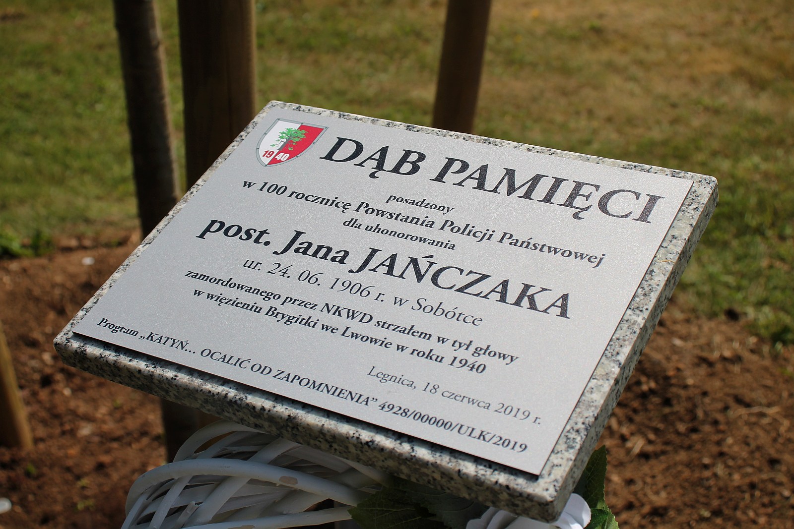 Dęby Pamięci poległych policjantów będą rosły w Parku Bielańskim