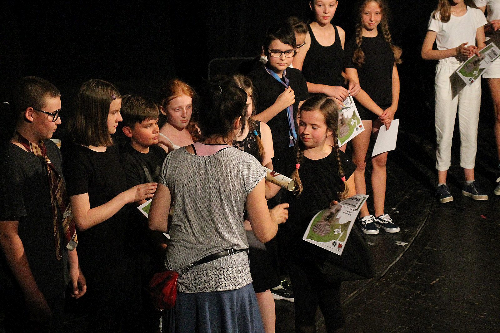 Mały Goniec: Perły z lamusa 2019 na dużej scenie teatralnej