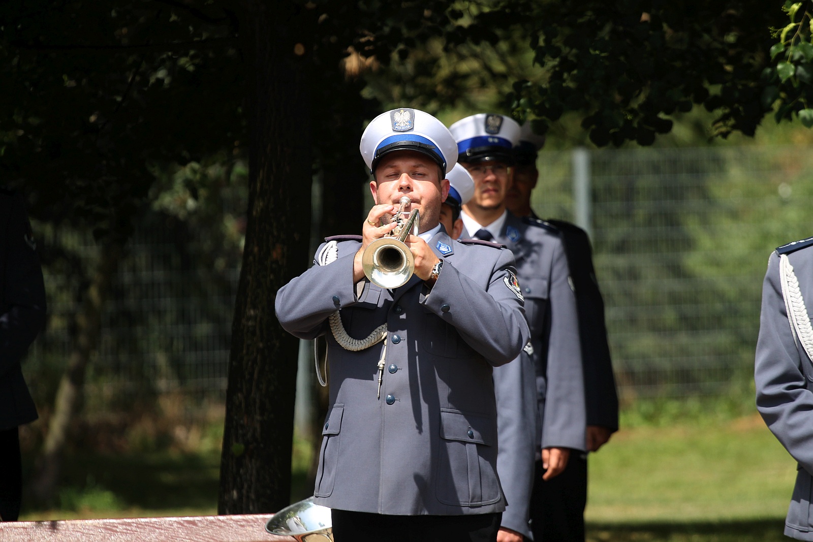 Dęby Pamięci poległych policjantów będą rosły w Parku Bielańskim