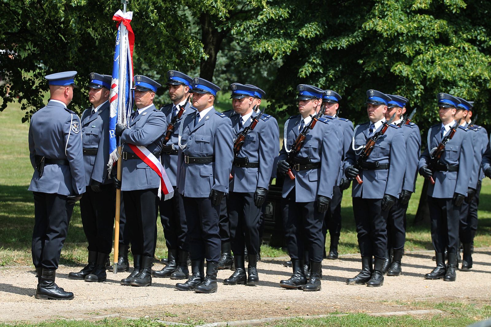 Dęby Pamięci poległych policjantów będą rosły w Parku Bielańskim