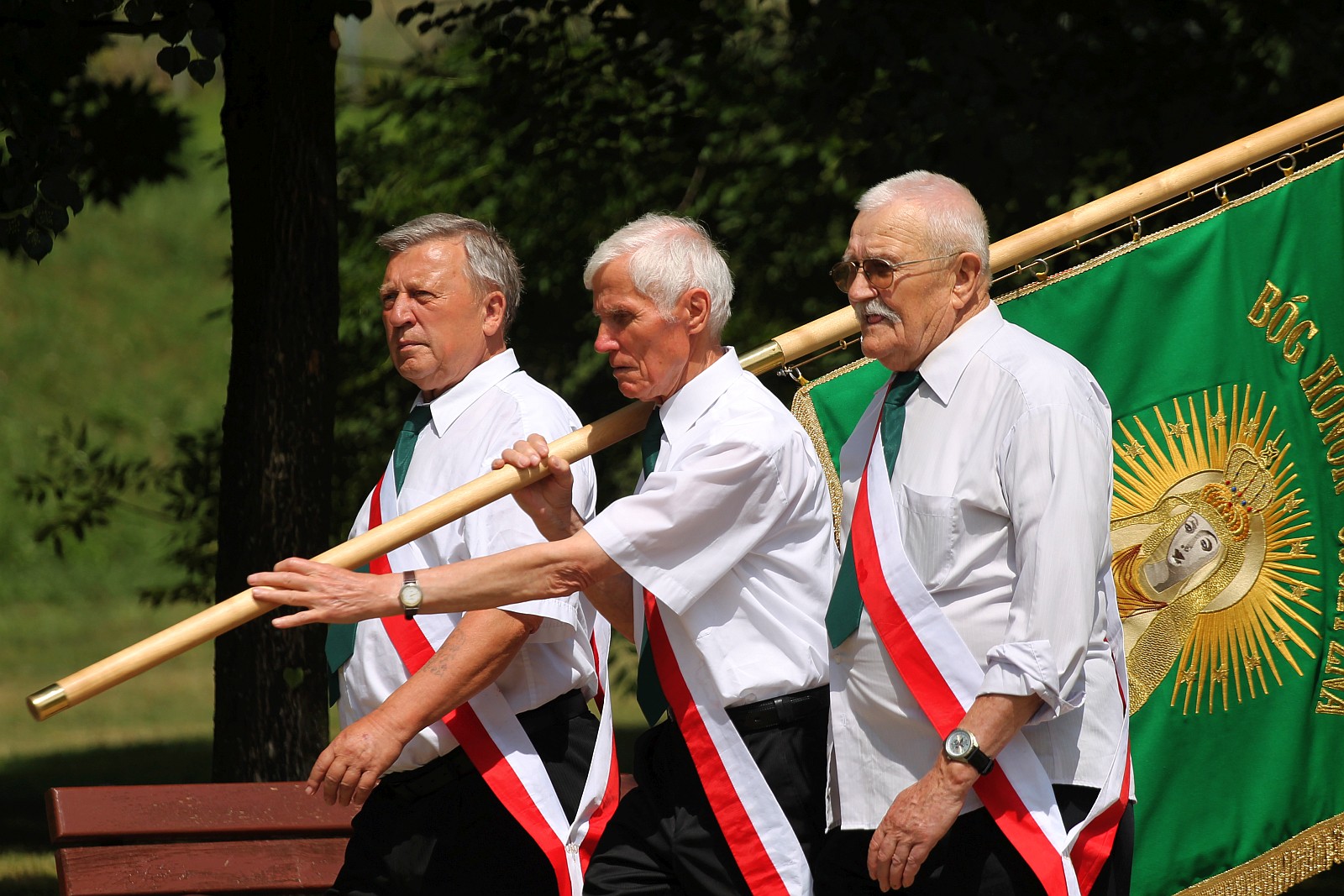 Dęby Pamięci poległych policjantów będą rosły w Parku Bielańskim