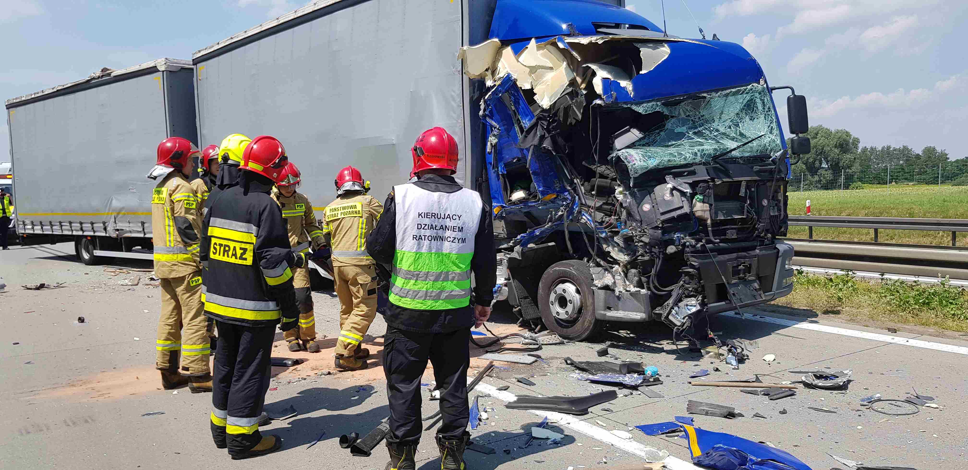 Kolizja na autostradzie A4. Trasa całkowicie zablokowana	