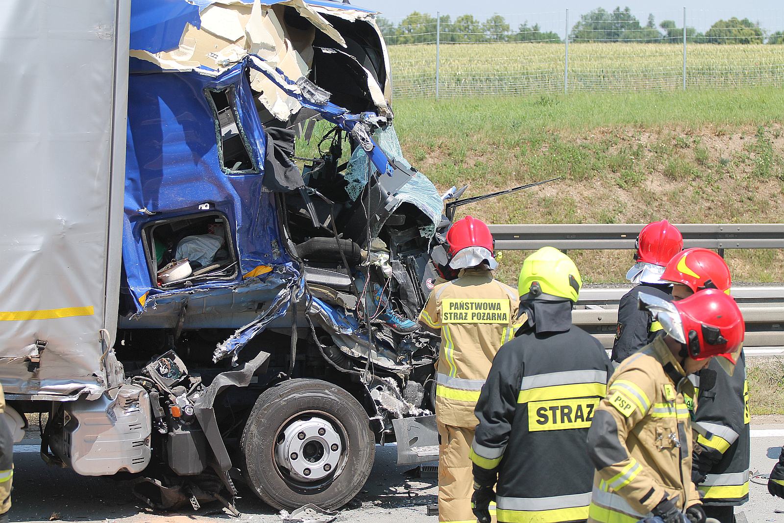 Kolizja na autostradzie A4. Trasa całkowicie zablokowana	