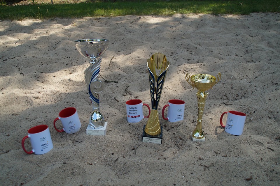 Turniej siatkówki plażowej „BEZ SKARPET”           

