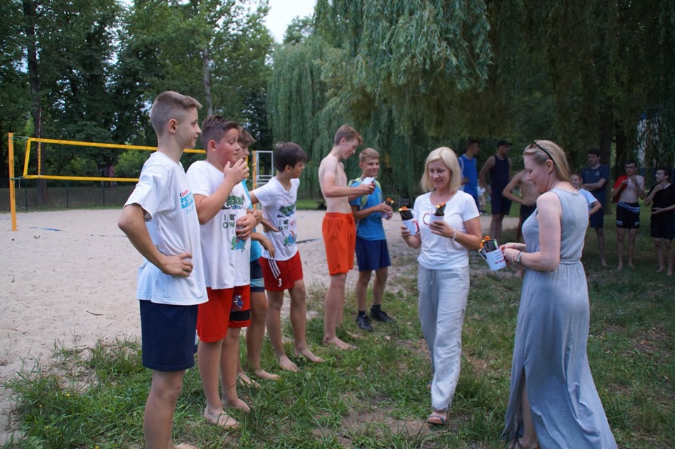 Turniej siatkówki plażowej „BEZ SKARPET”           
