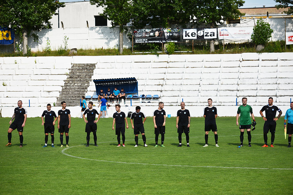 Konfeks Legnica gromi Czarnych Rokitki 7:0