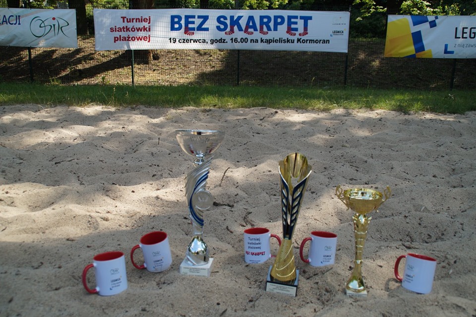 Turniej siatkówki plażowej „BEZ SKARPET”           
