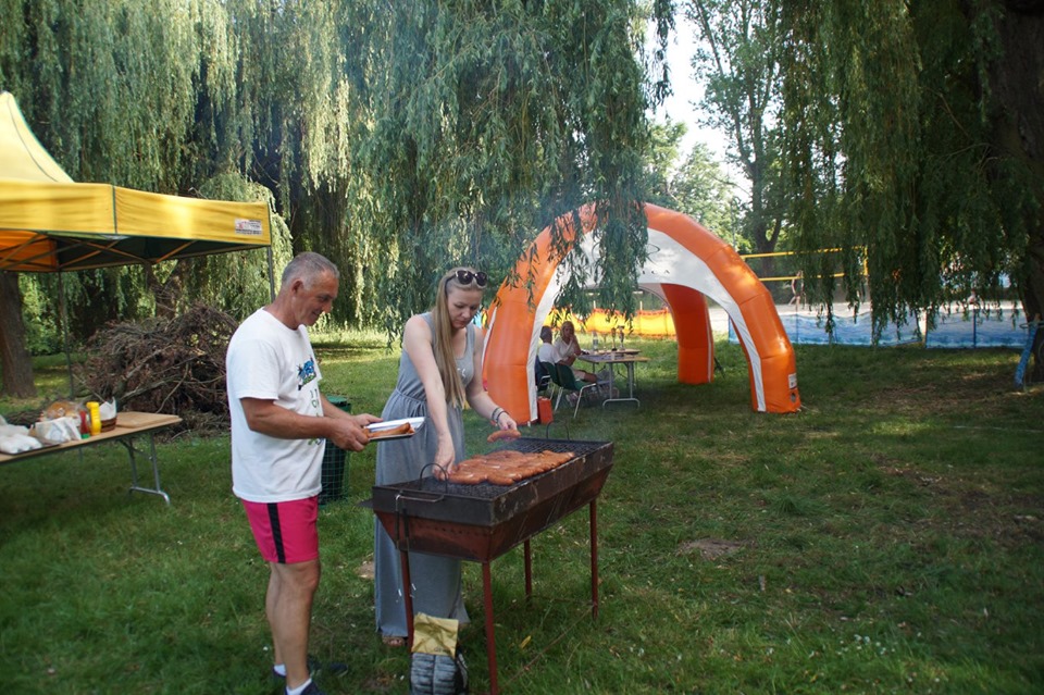 Turniej siatkówki plażowej „BEZ SKARPET”           
