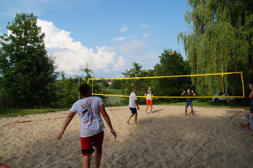 Turniej siatkówki plażowej „BEZ SKARPET”           
