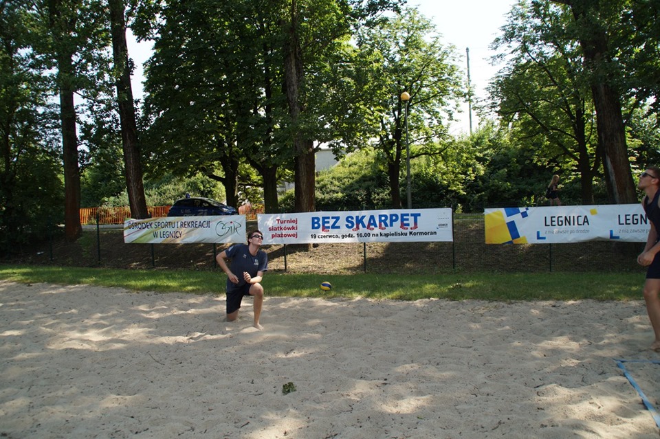 Turniej siatkówki plażowej „BEZ SKARPET”           

