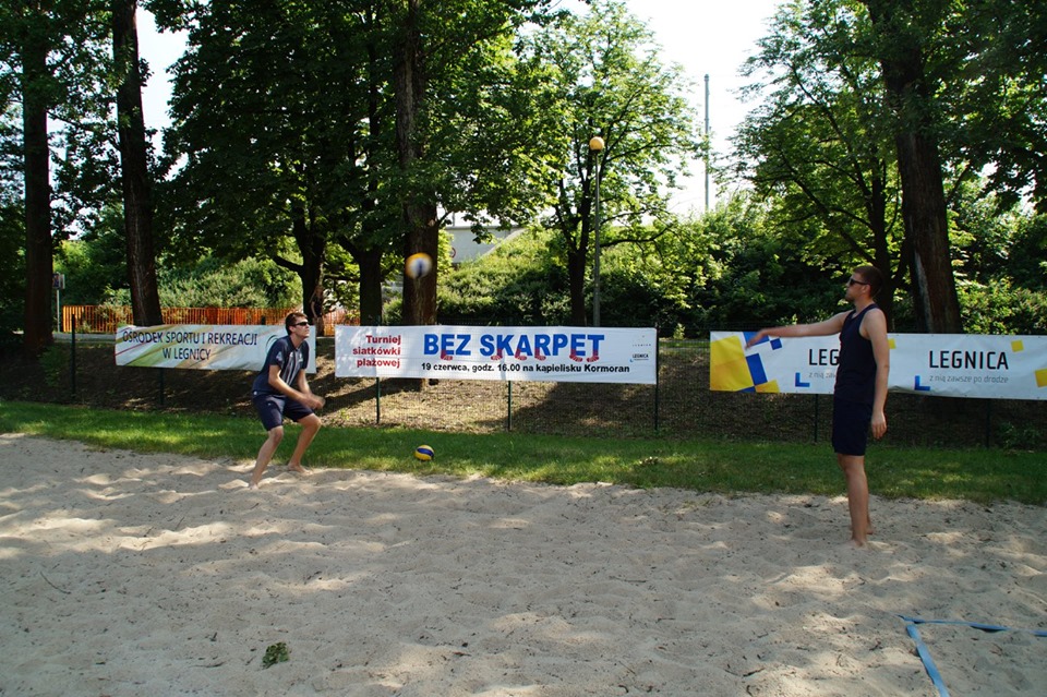 Turniej siatkówki plażowej „BEZ SKARPET”           
