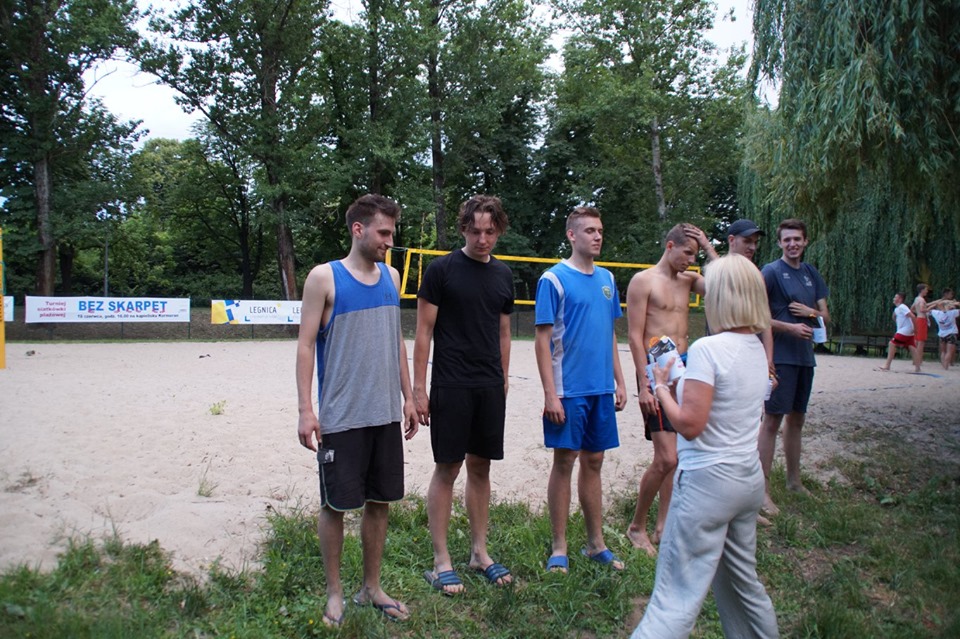 Turniej siatkówki plażowej „BEZ SKARPET”           
