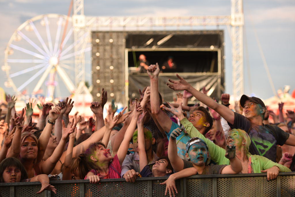 Zbóje opanowały scenę i grają góralskie disco polo