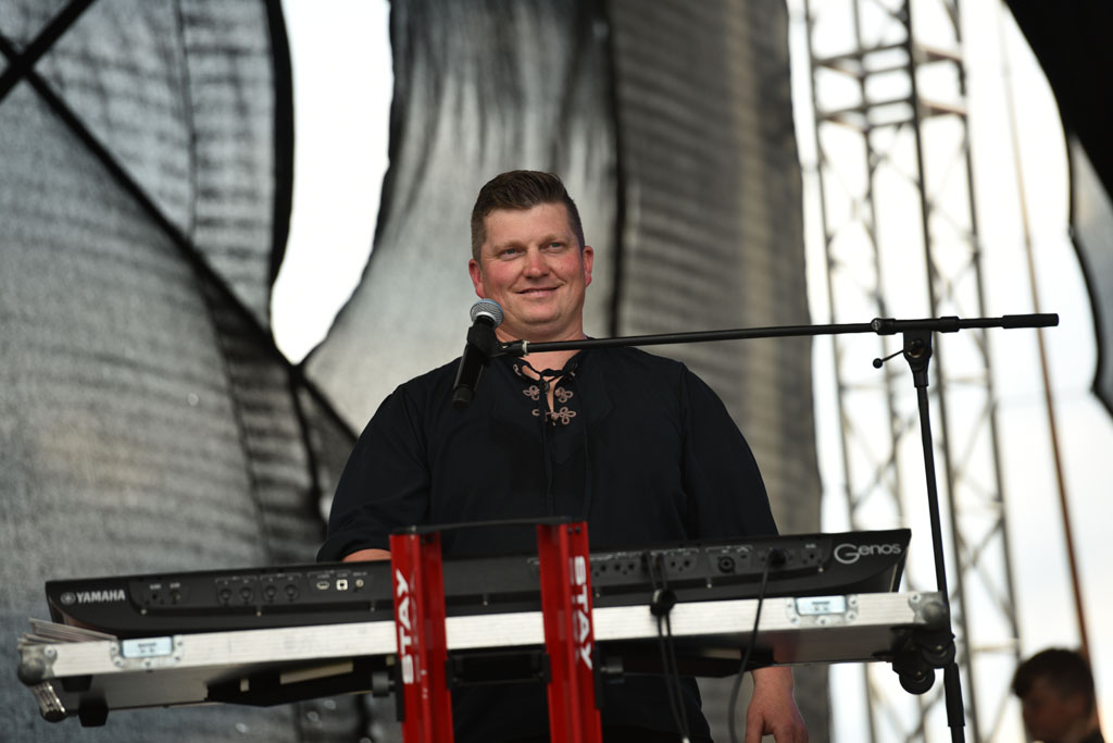 Zbóje opanowały scenę i grają góralskie disco polo