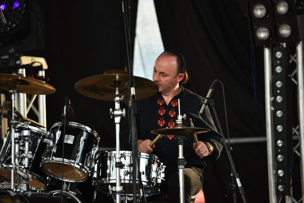 Zbóje opanowały scenę i grają góralskie disco polo