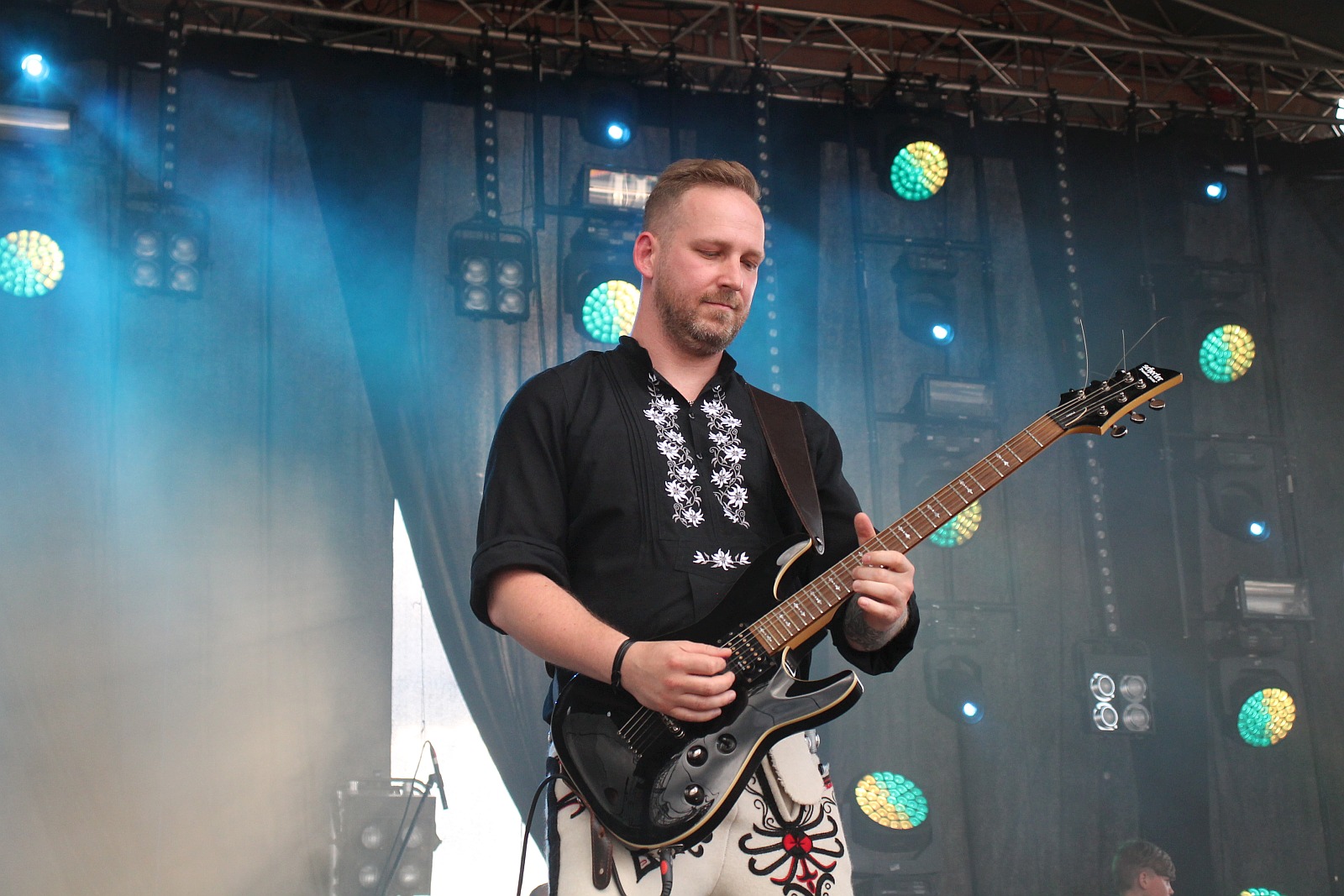 Zbóje opanowały scenę i grają góralskie disco polo