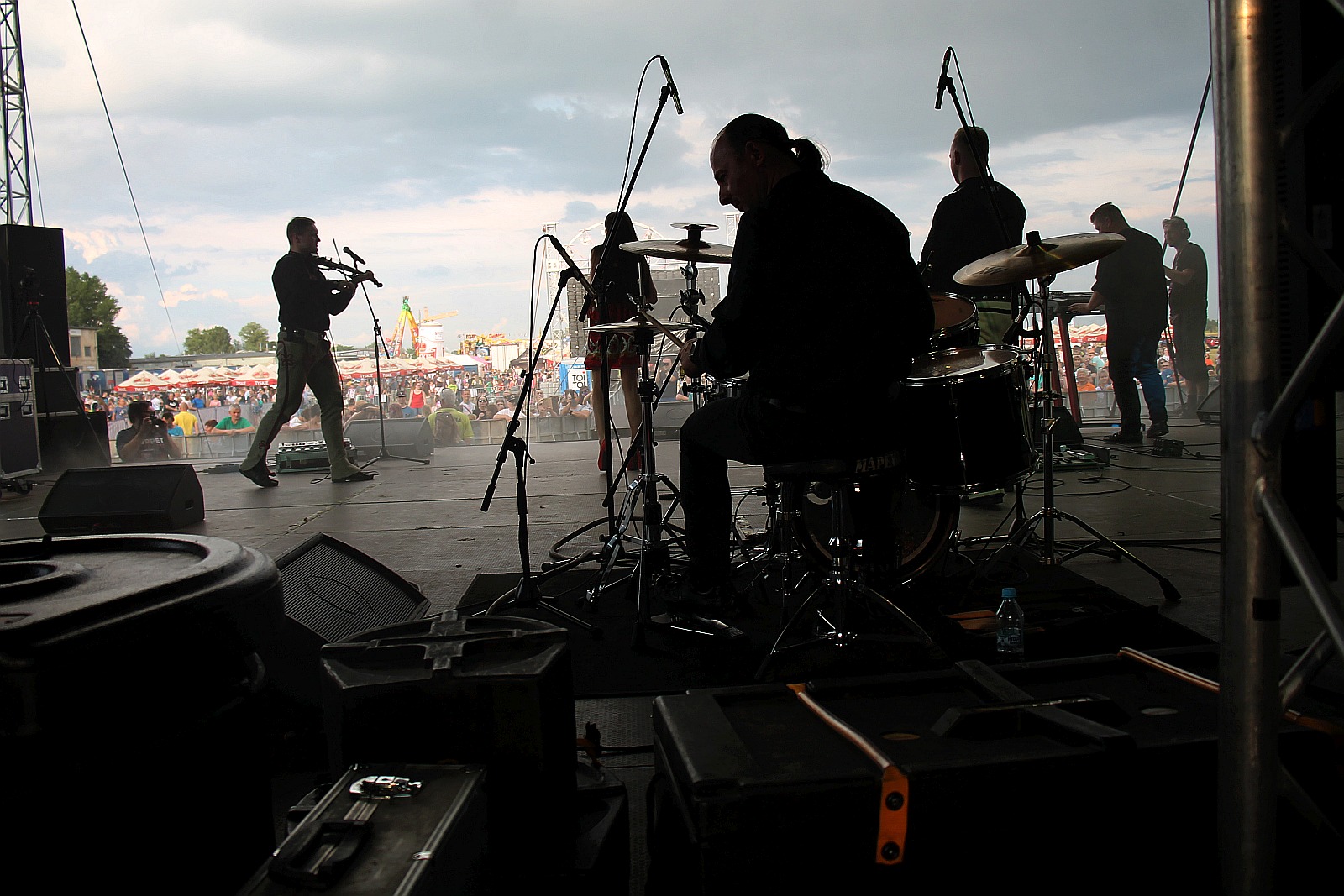 Zbóje opanowały scenę i grają góralskie disco polo