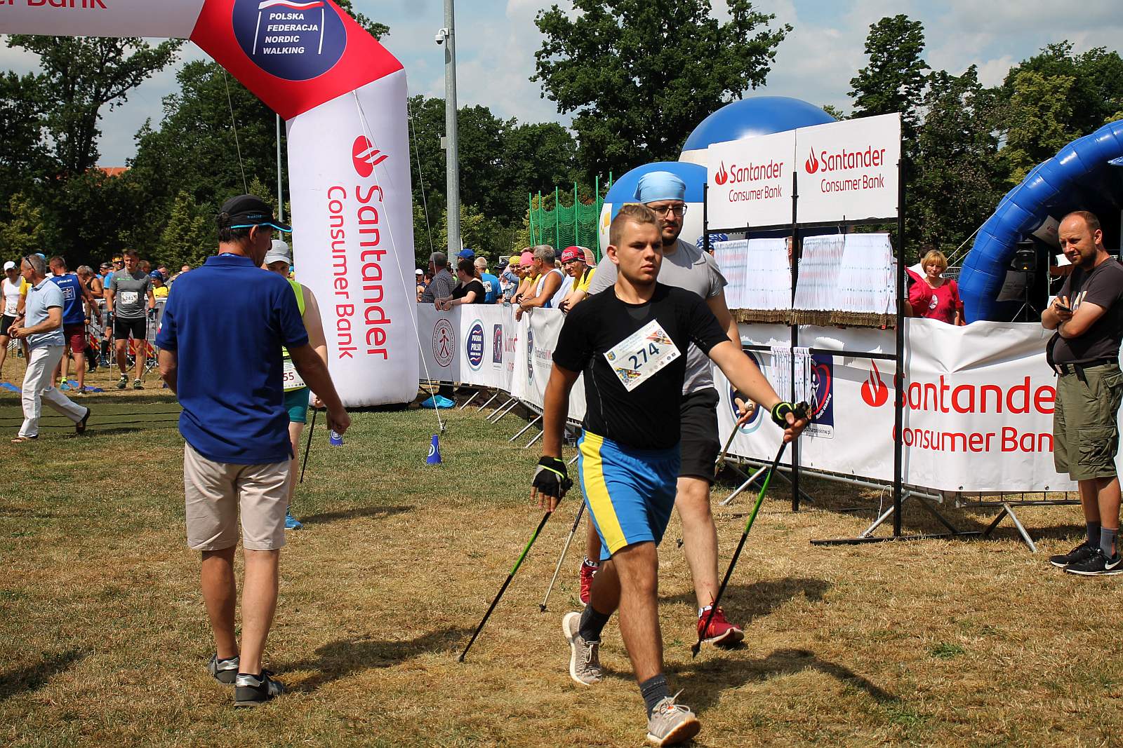 Ponad trzysta osób wystartowało w Pucharze Polski Nordic Walking