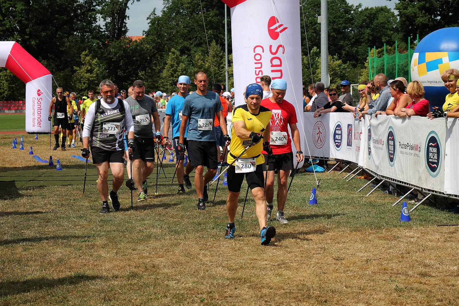 Ponad trzysta osób wystartowało w Pucharze Polski Nordic Walking