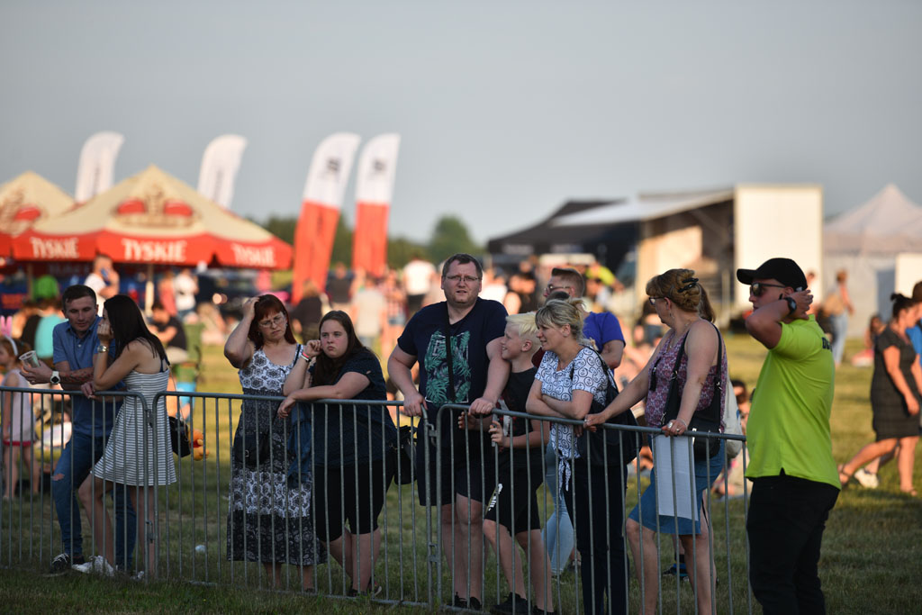 Stare, dobre Photony zawładnęły sceną na lotnisku