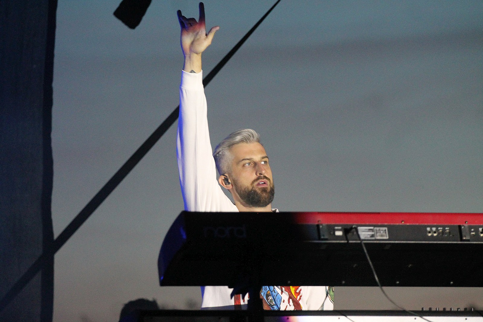 Afromental zatrząsł sceną. Tłumy bawiły się w sobotę na lotnisku