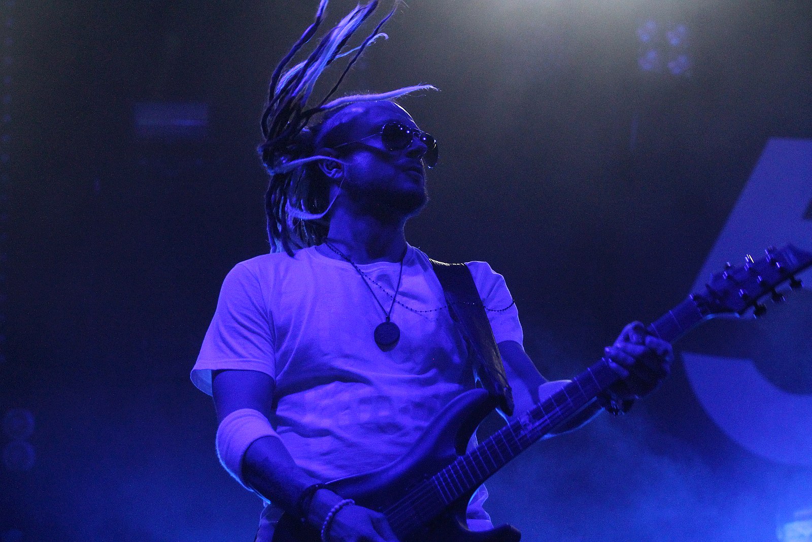 Afromental zatrząsł sceną. Tłumy bawiły się w sobotę na lotnisku