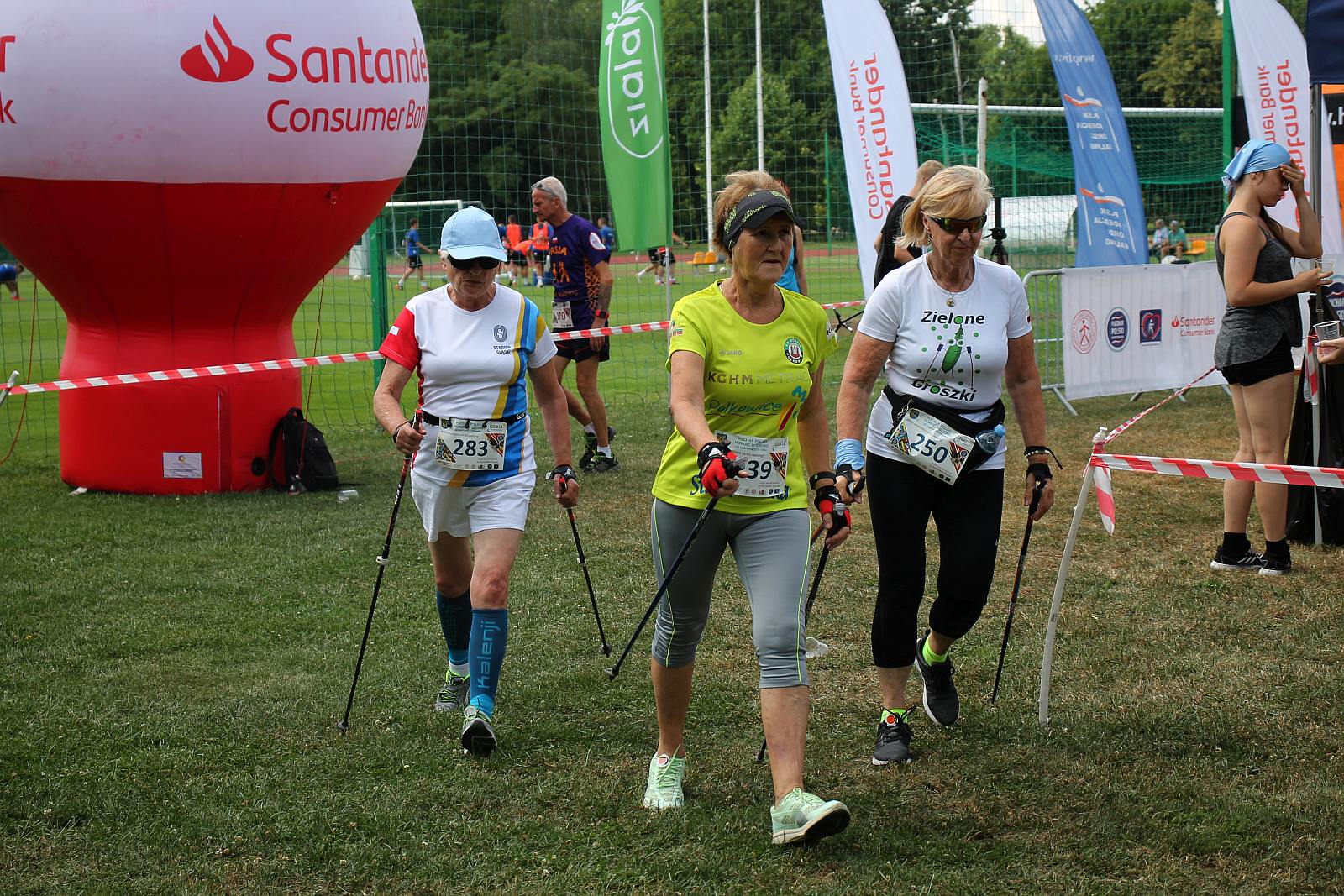 Ponad trzysta osób wystartowało w Pucharze Polski Nordic Walking