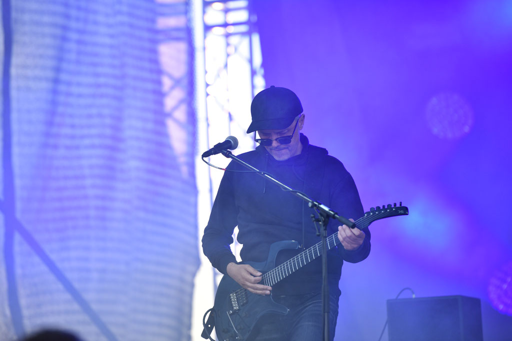 Stare, dobre Photony zawładnęły sceną na lotnisku