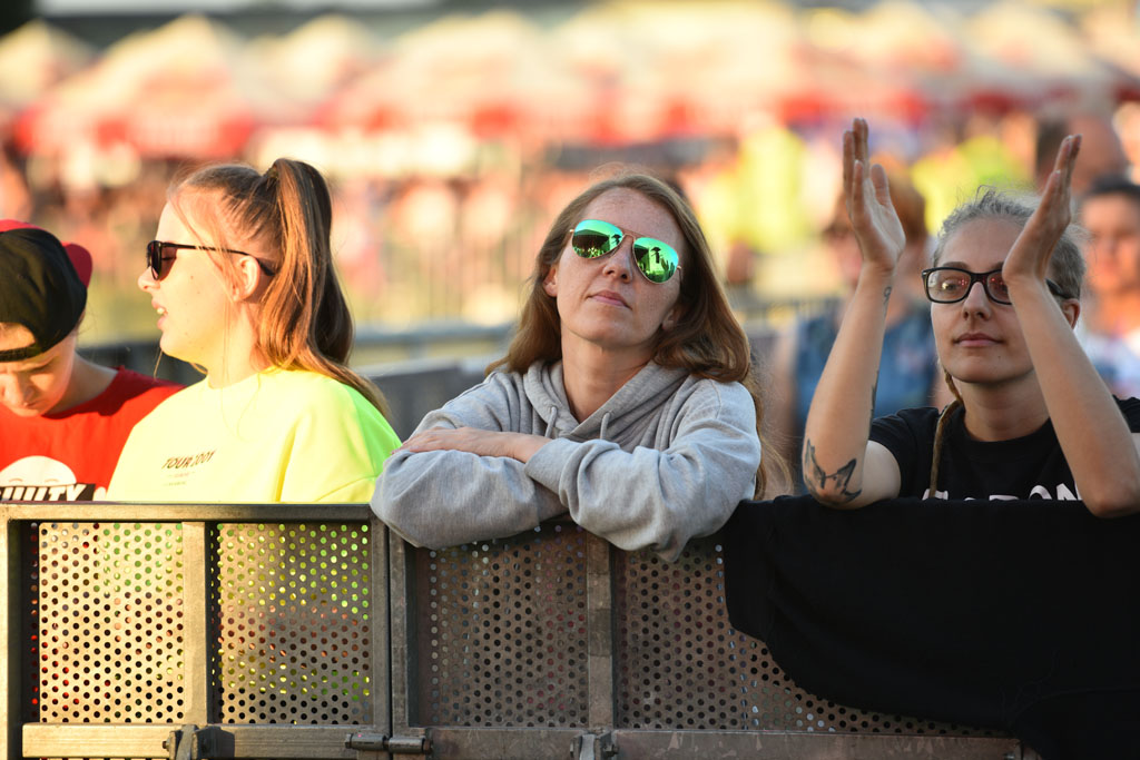 Stare, dobre Photony zawładnęły sceną na lotnisku