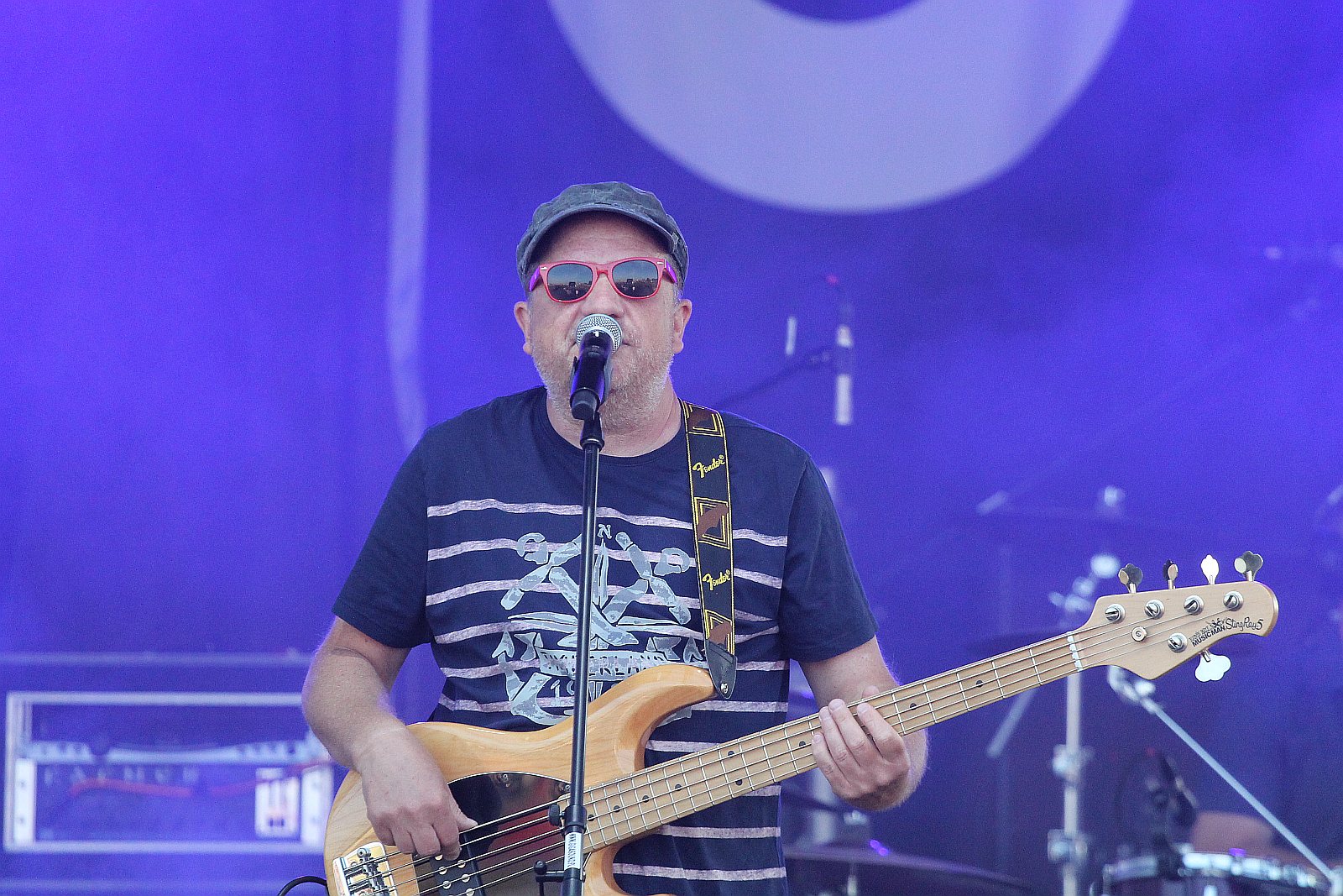 Stare, dobre Photony zawładnęły sceną na lotnisku