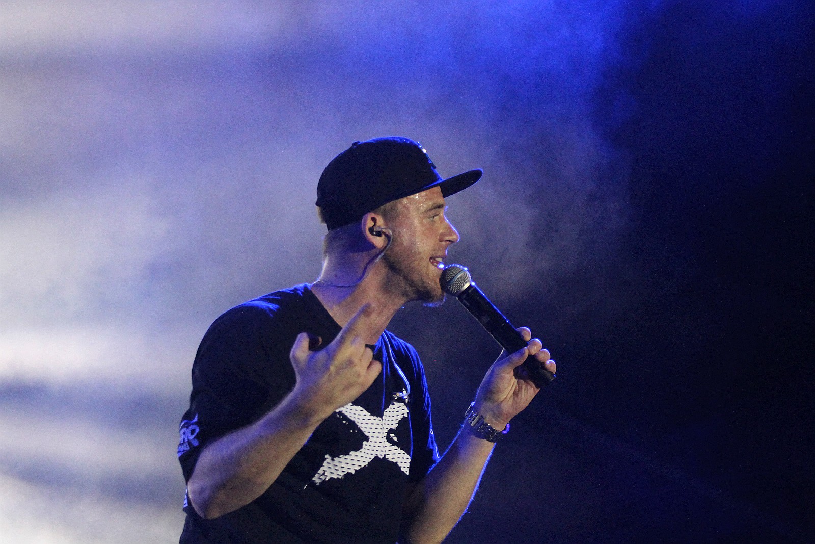 Afromental zatrząsł sceną. Tłumy bawiły się w sobotę na lotnisku