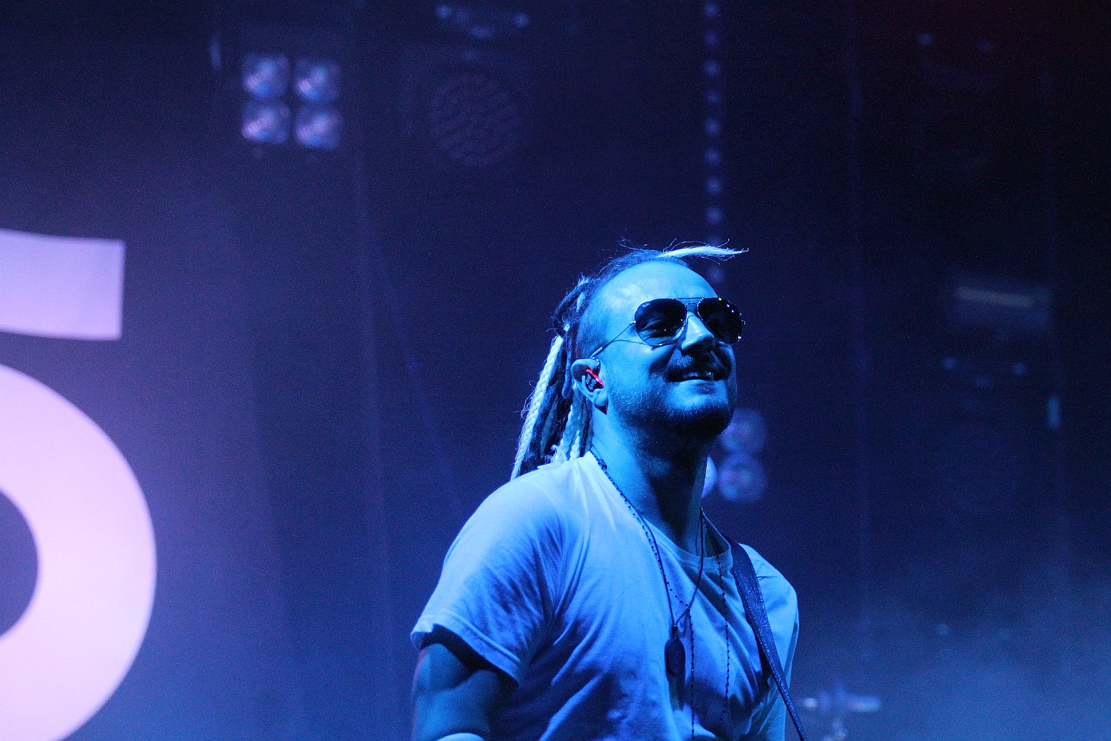 Afromental zatrząsł sceną. Tłumy bawiły się w sobotę na lotnisku