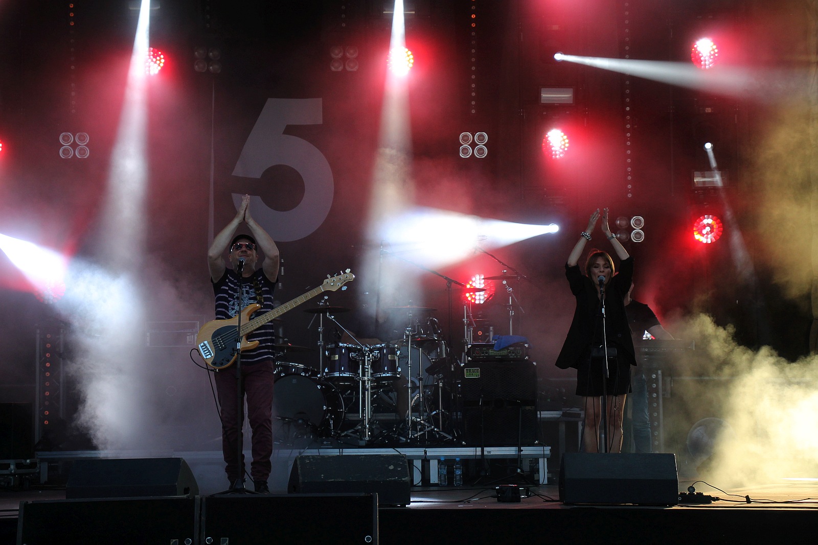 Stare, dobre Photony zawładnęły sceną na lotnisku
