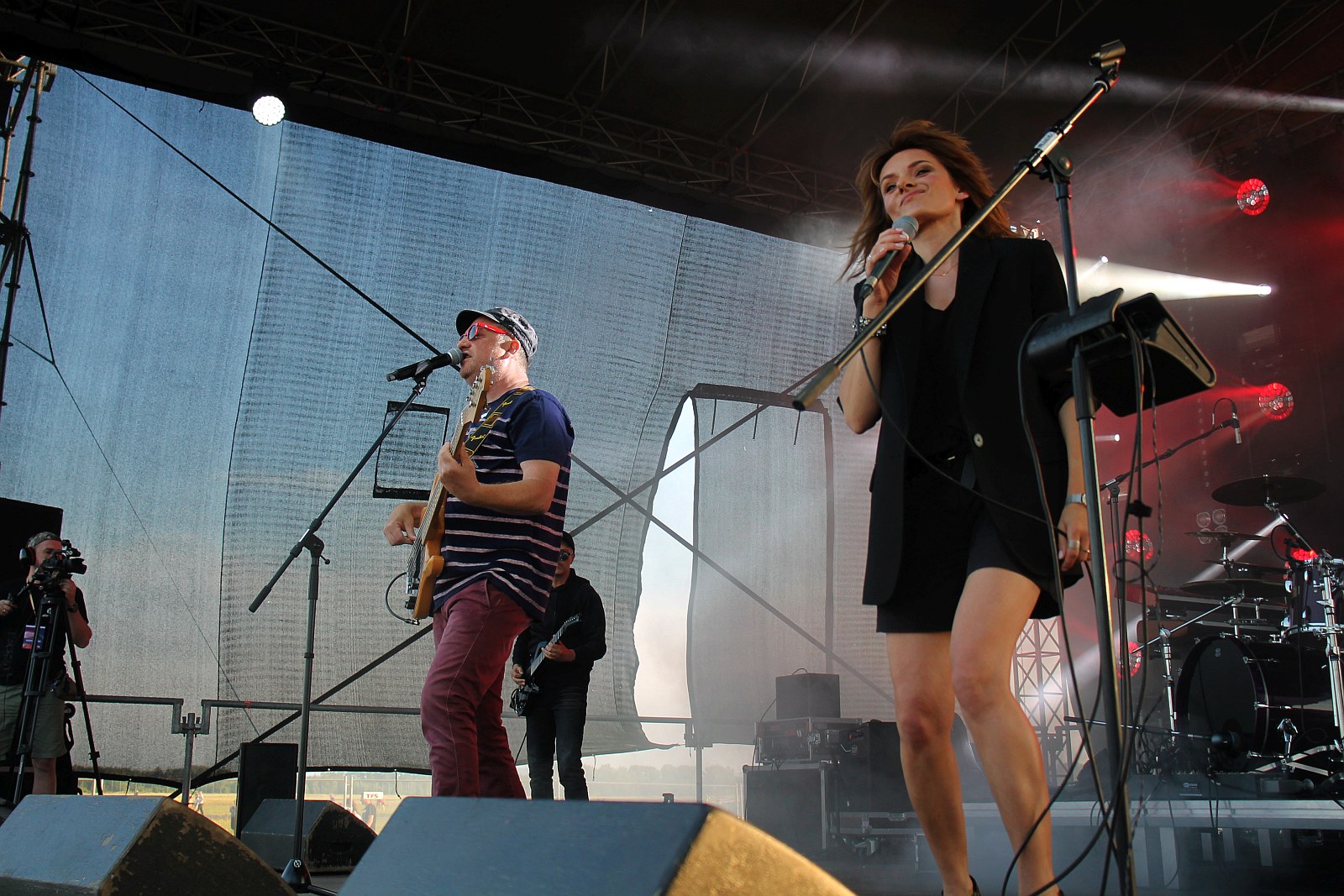 Stare, dobre Photony zawładnęły sceną na lotnisku