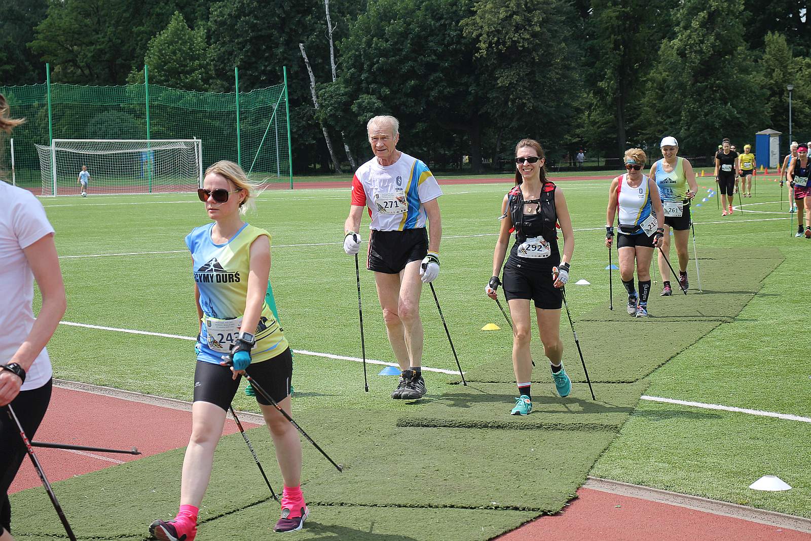Ponad trzysta osób wystartowało w Pucharze Polski Nordic Walking