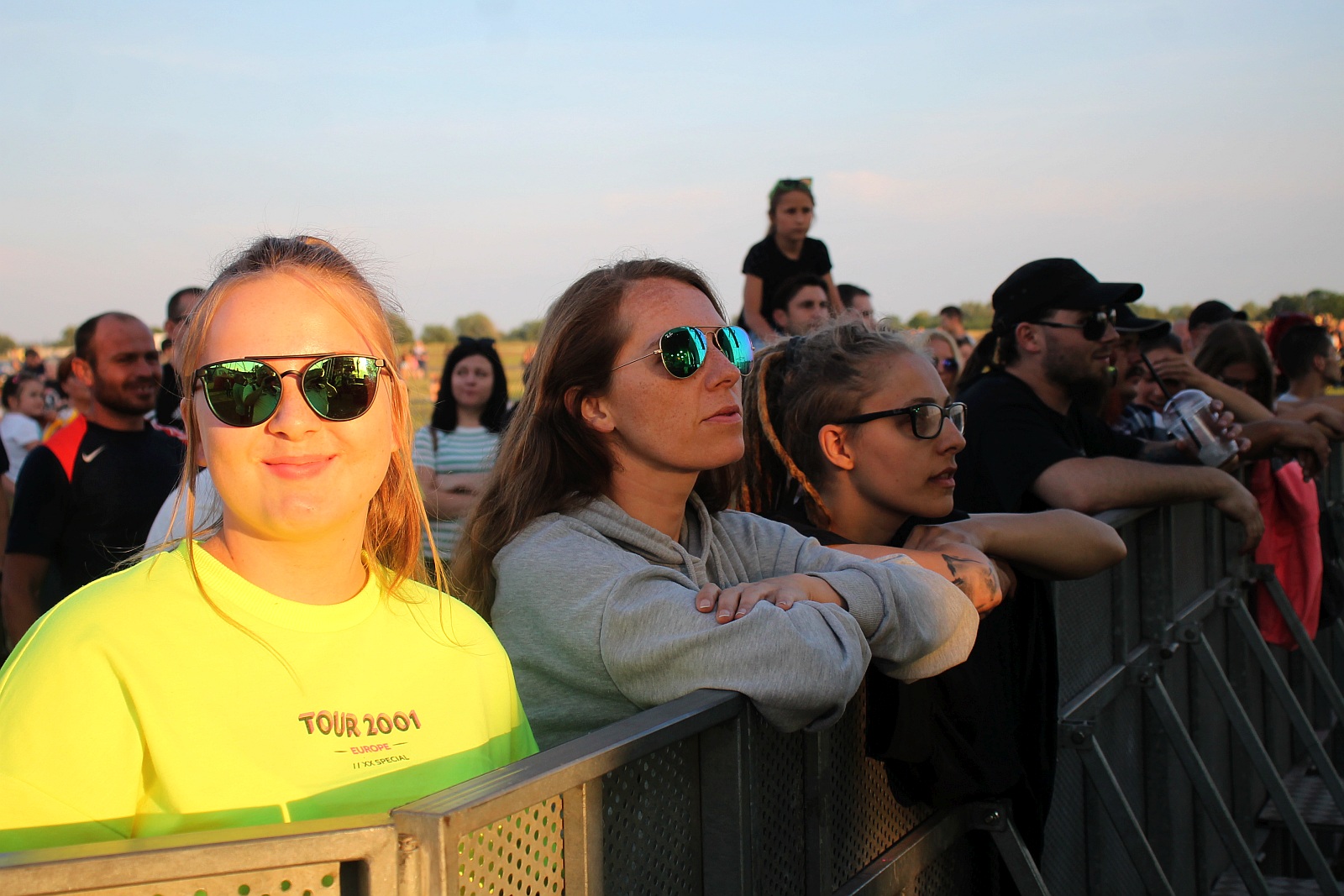 Stare, dobre Photony zawładnęły sceną na lotnisku