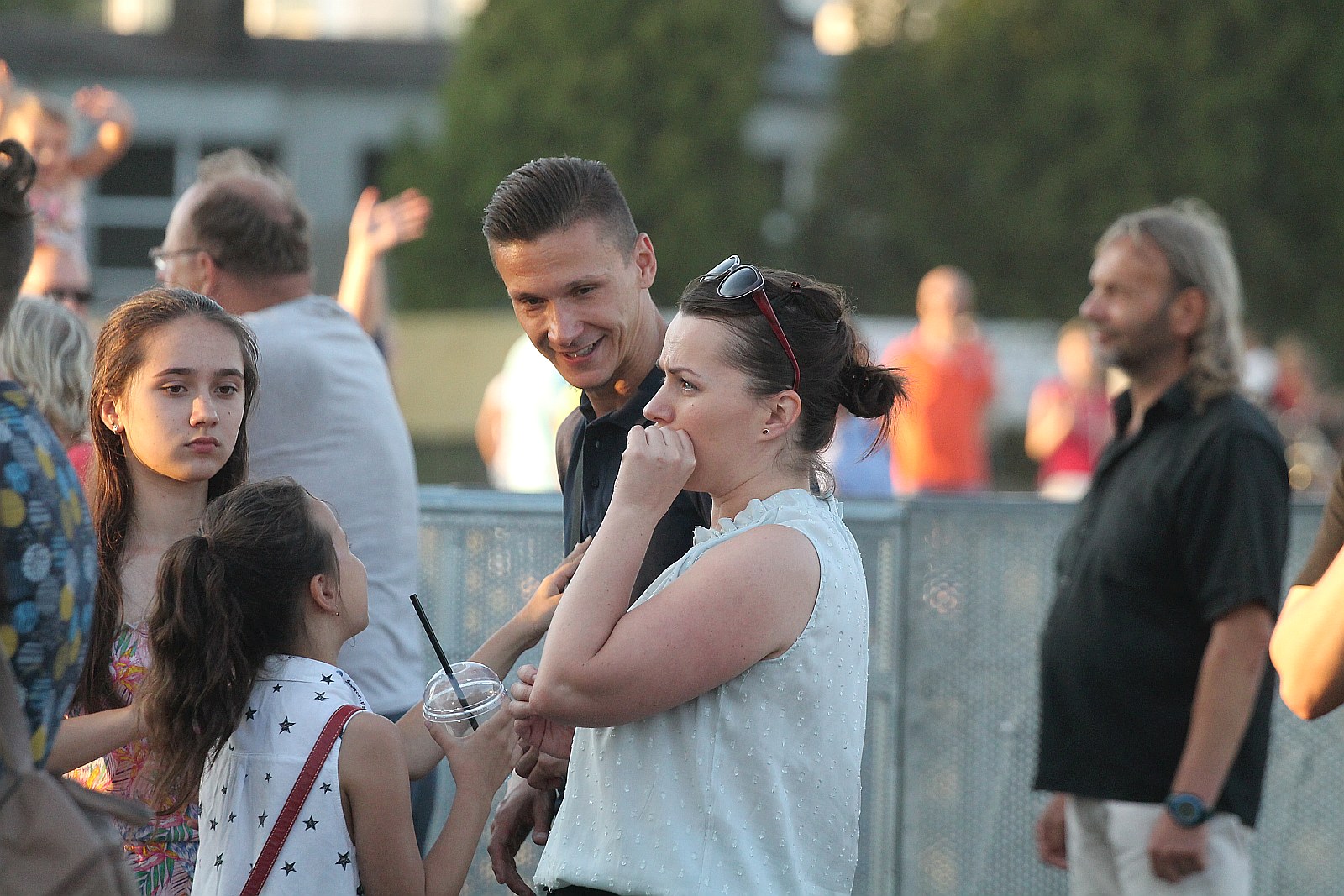 Stare, dobre Photony zawładnęły sceną na lotnisku