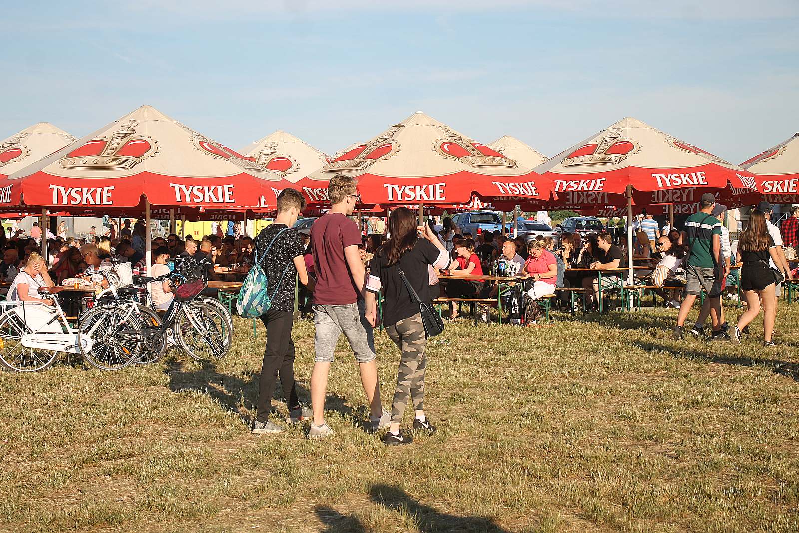 Święto Legnicy. Trwa świetna zabawa na lotnisku