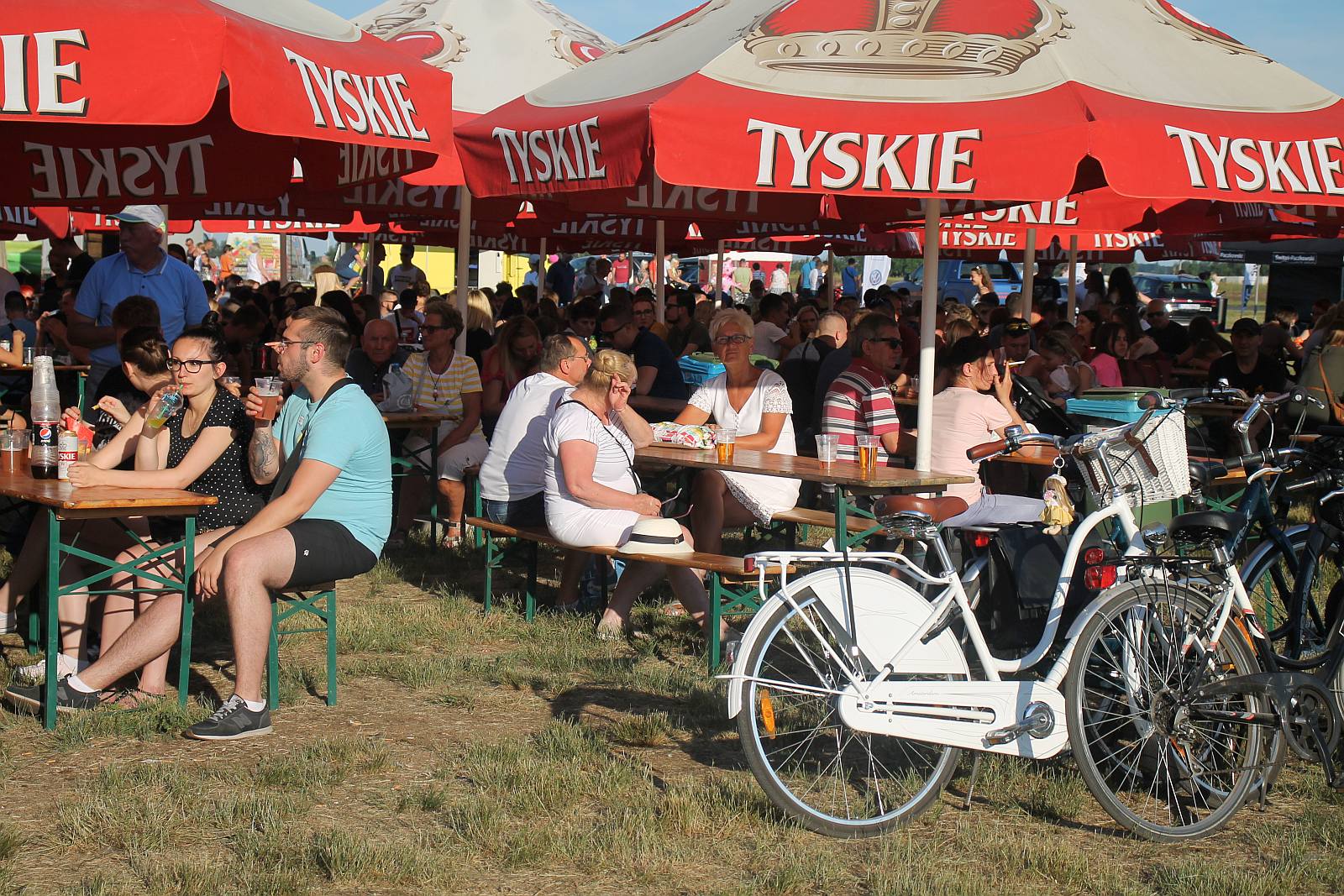 Święto Legnicy. Trwa świetna zabawa na lotnisku