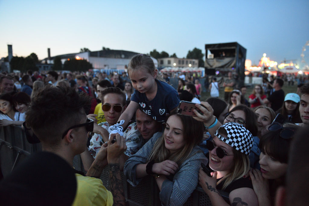 Dawid Kwiatkowski porwał tłumy na legnickim lotnisku