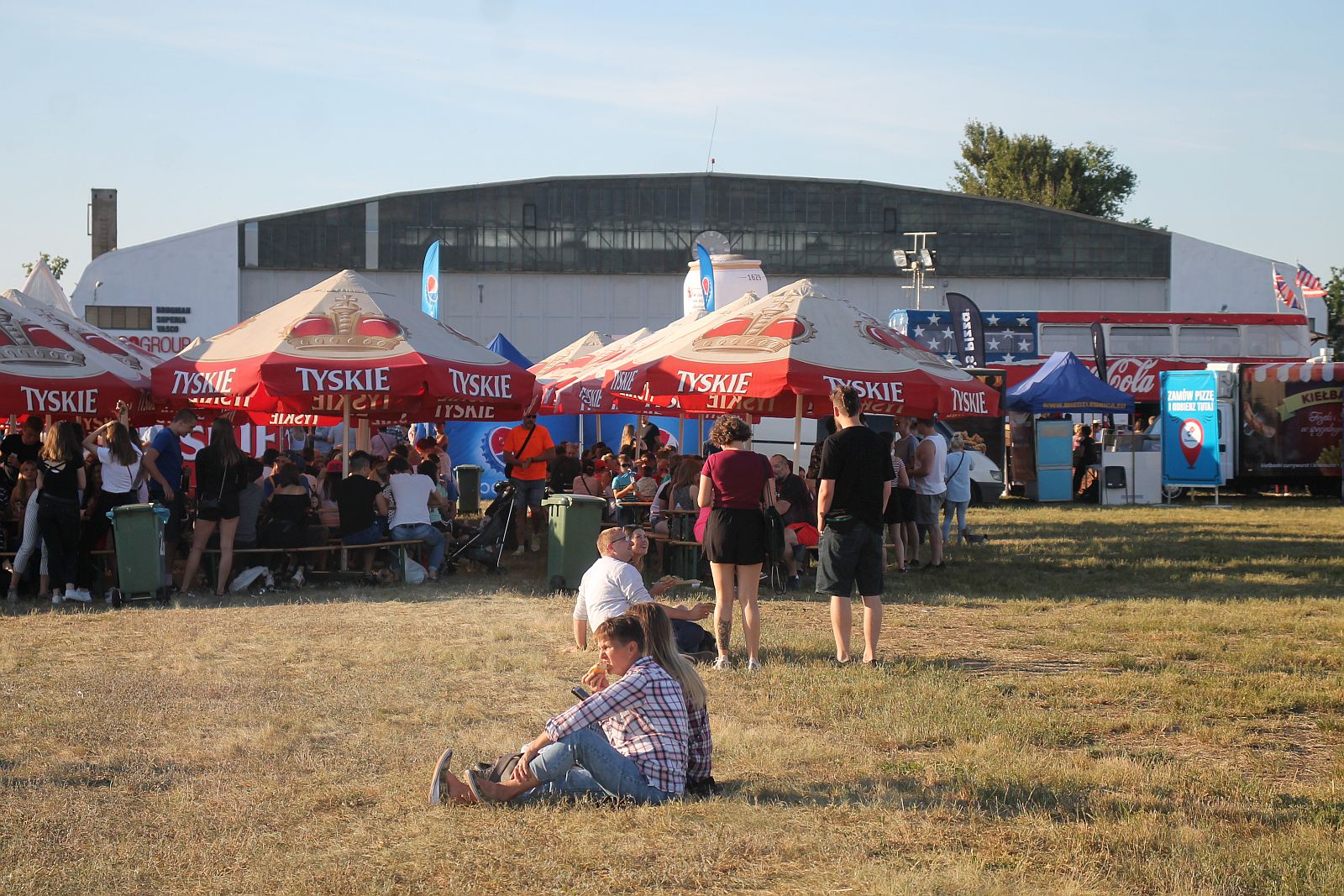 Święto Legnicy. Trwa świetna zabawa na lotnisku
