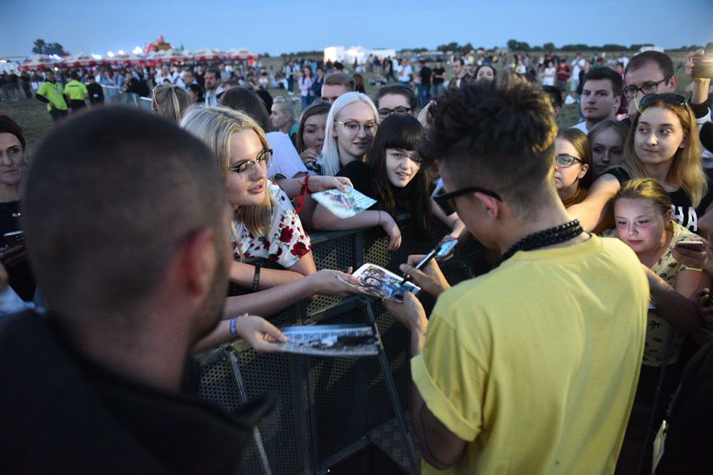 Dawid Kwiatkowski porwał tłumy na legnickim lotnisku
