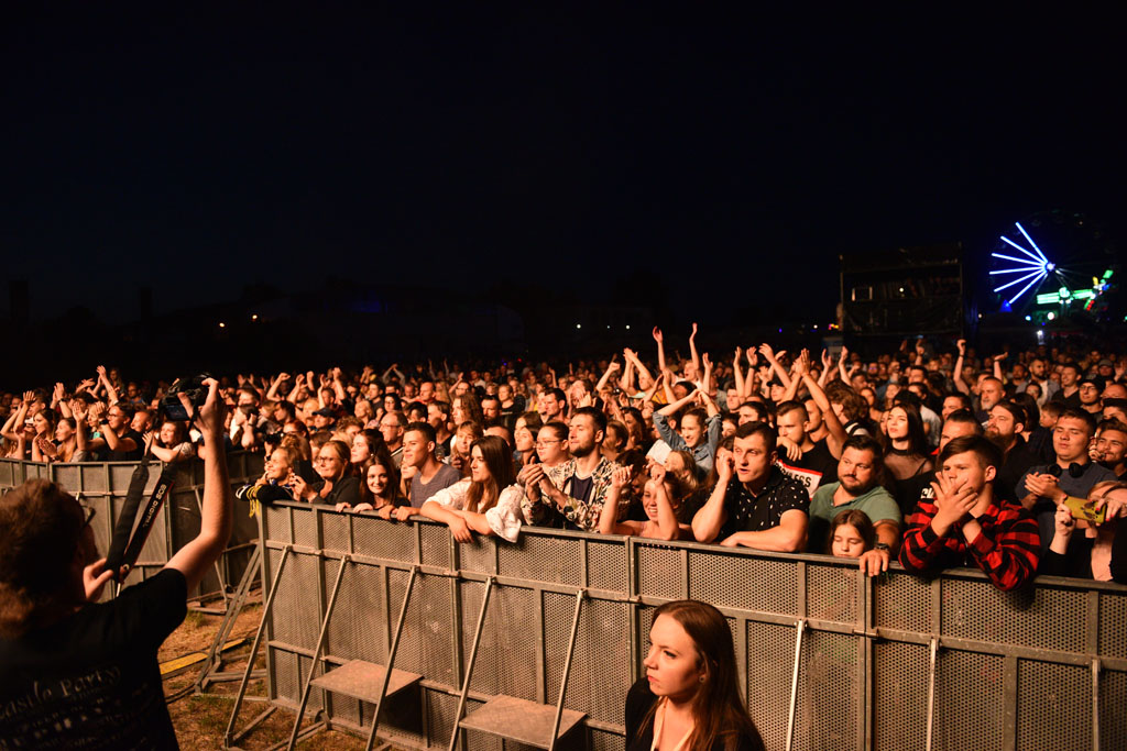 Zapłonęła Legnica „Jak Missisipi w ogniu”. Organek na scenie