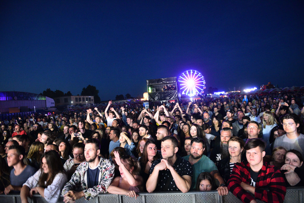 Zapłonęła Legnica „Jak Missisipi w ogniu”. Organek na scenie