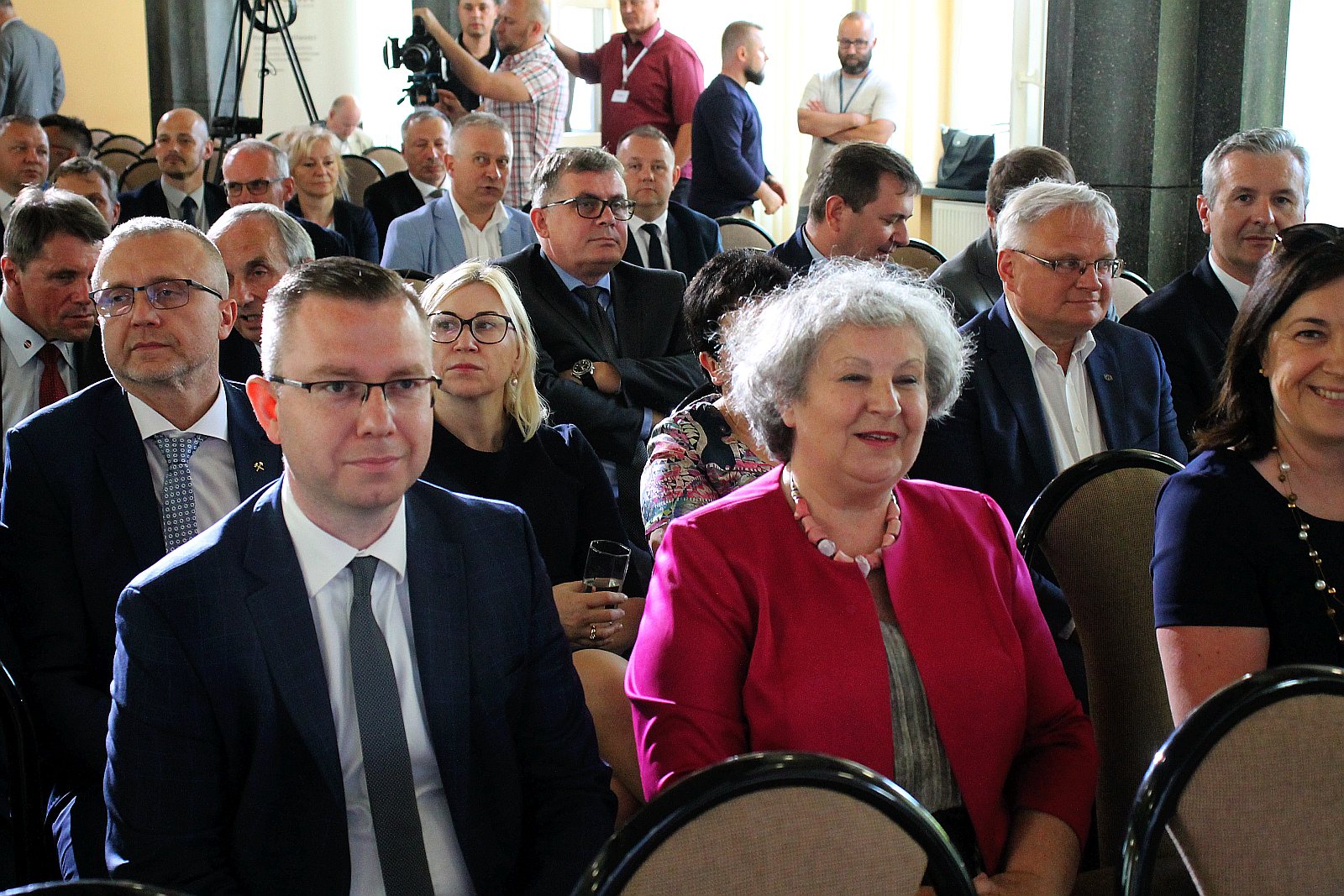 Premier Mateusz Morawiecki gościł w legnickiej hucie      
