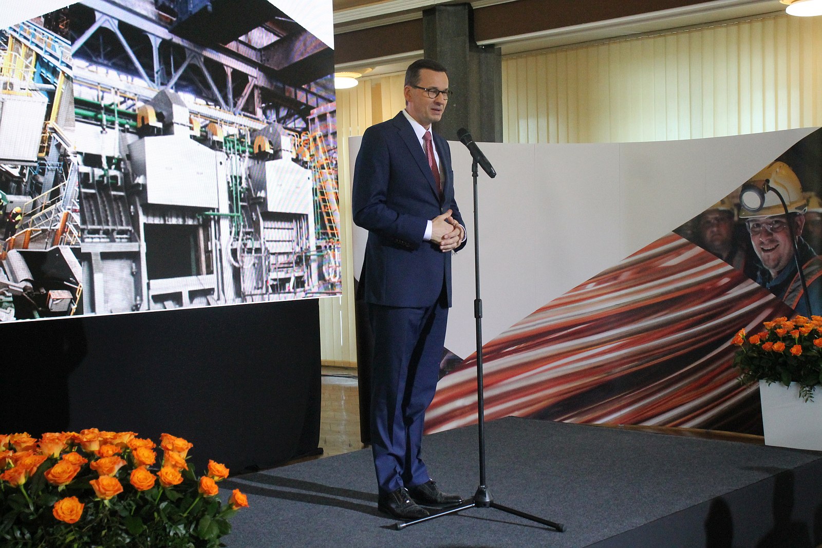 Premier Mateusz Morawiecki gościł w legnickiej hucie      
