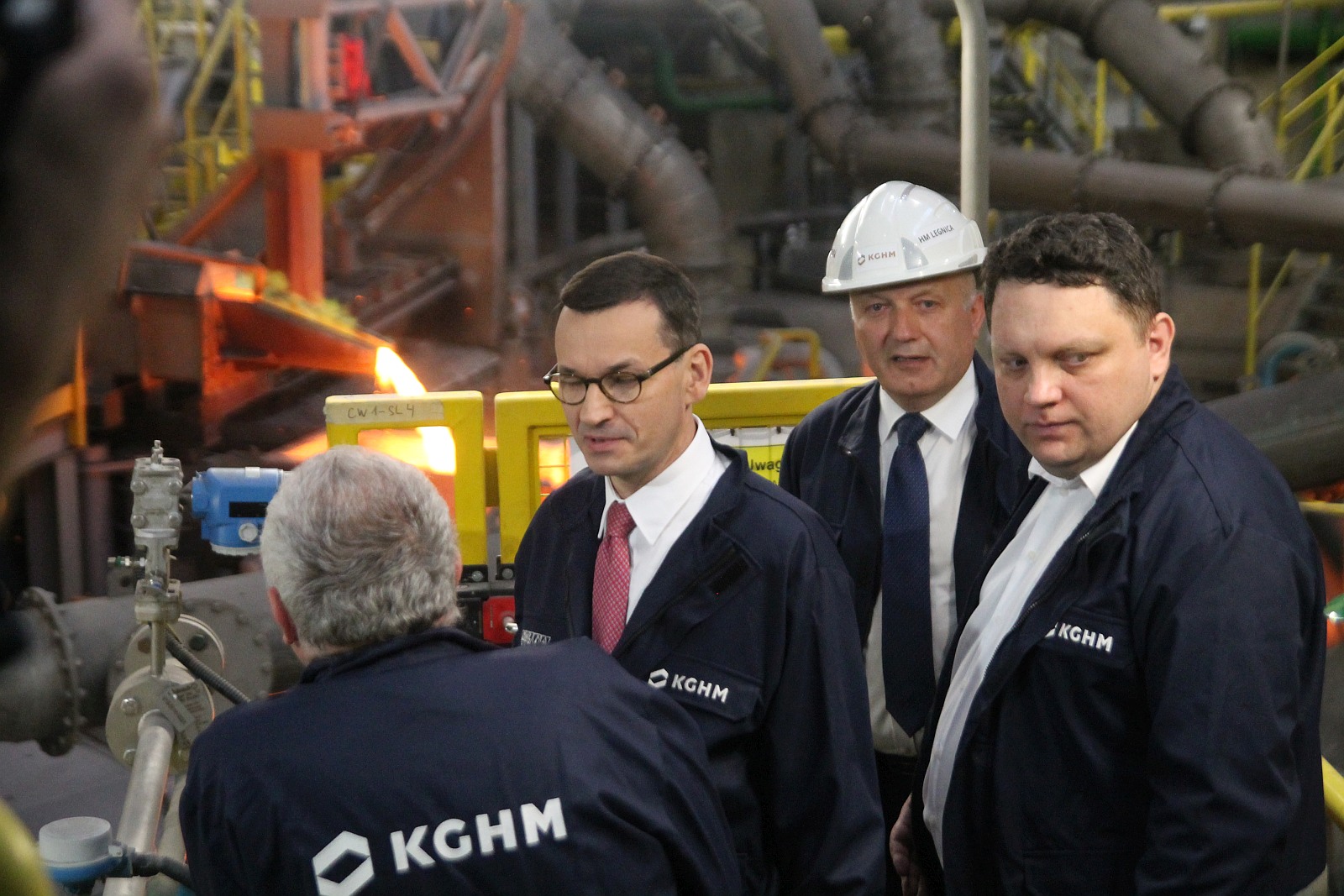 Premier Mateusz Morawiecki gościł w legnickiej hucie      

